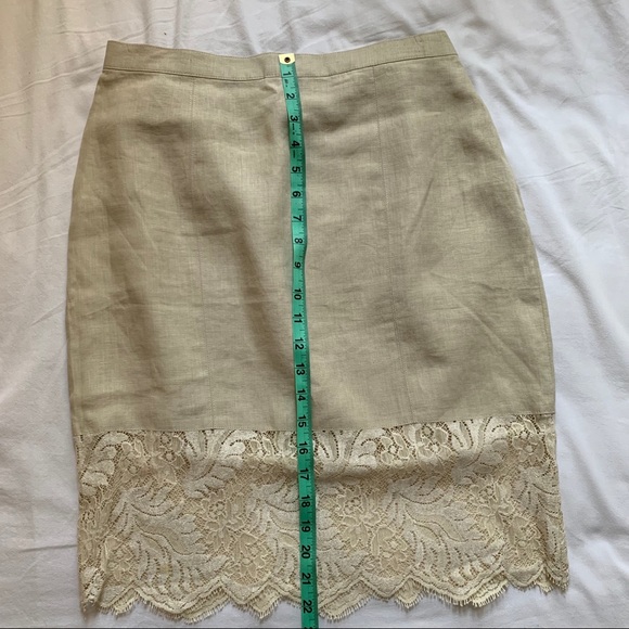 Escada linen and lace skirt - Picture 6 of 7